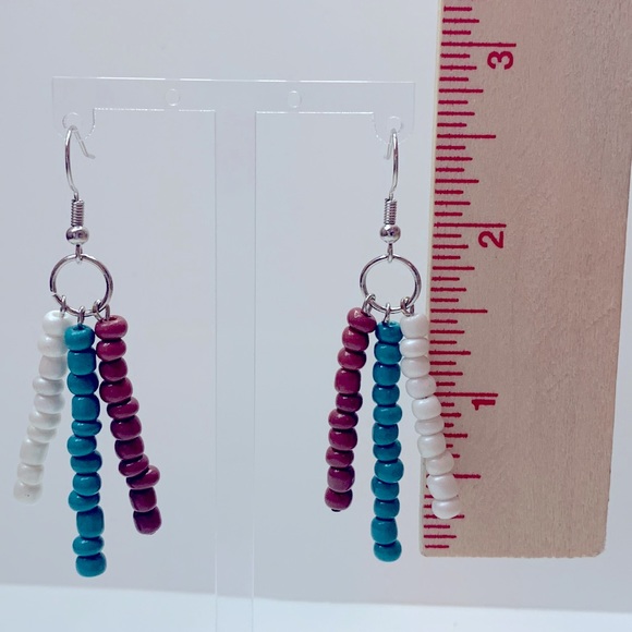 🖤Pick Any 3 for $12🖤 Beaded Dangle Earrings - Picture 2 of 5